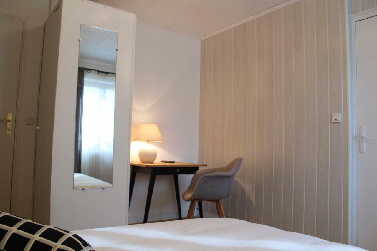Les Glycines Hotel 2*